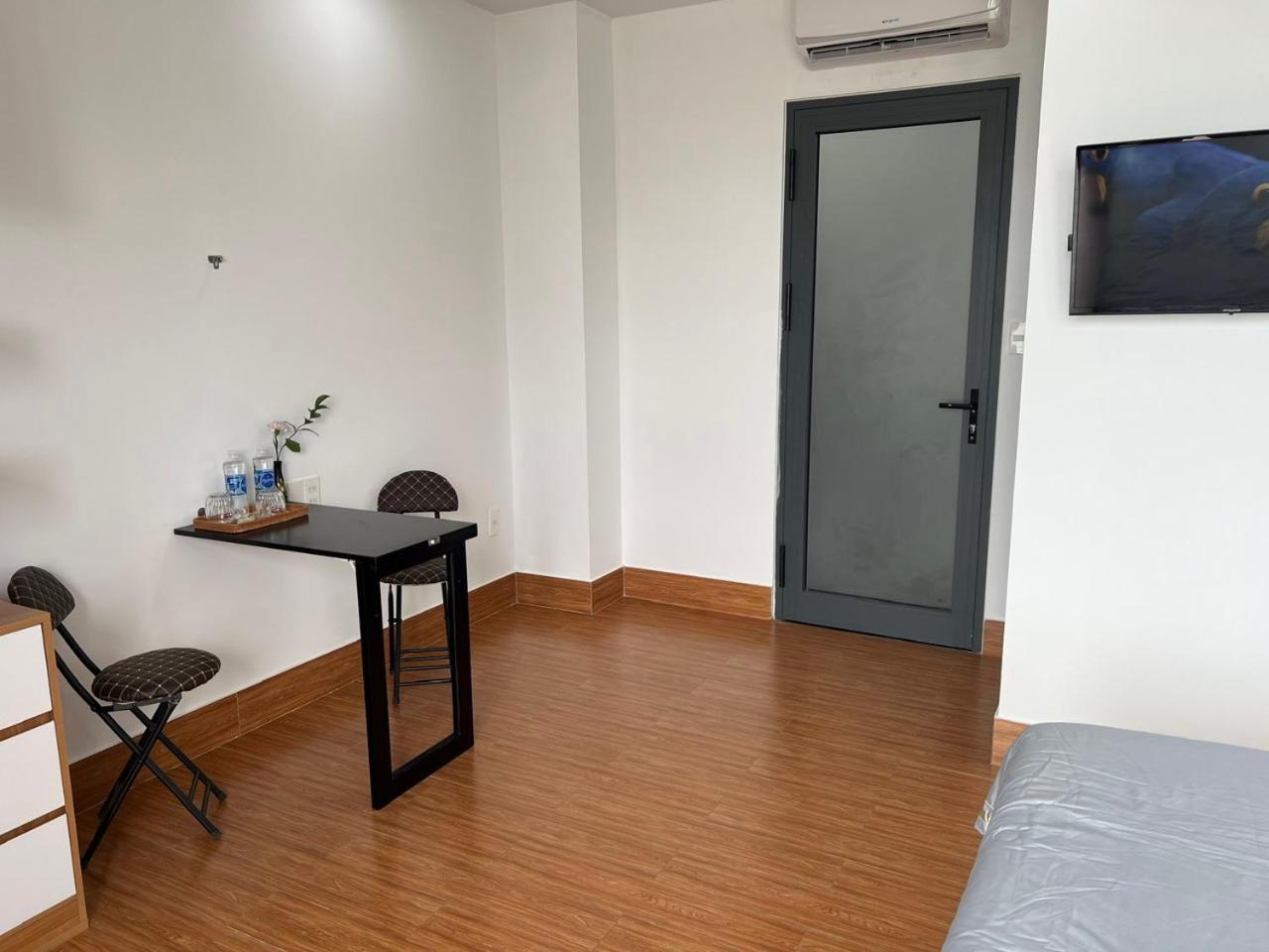 Oasis Homestay Хойан Экстерьер фото
