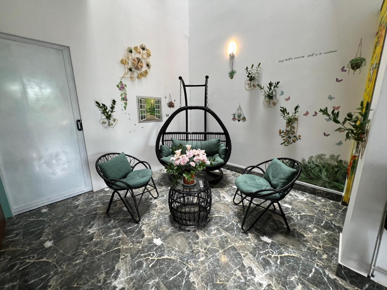 Oasis Homestay Хойан Экстерьер фото